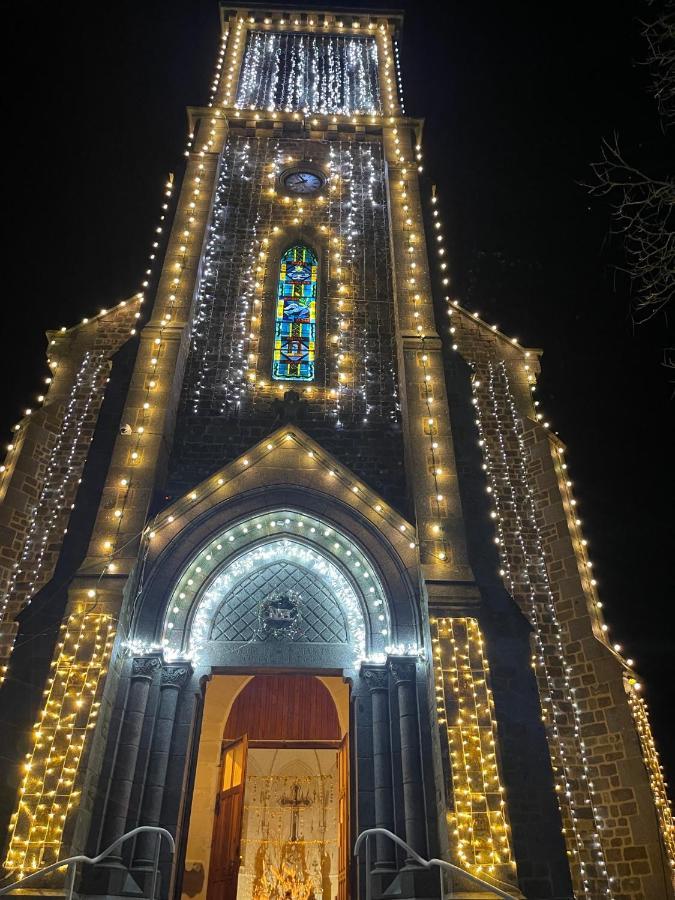 Mantilly Holiday Gite Exterior foto